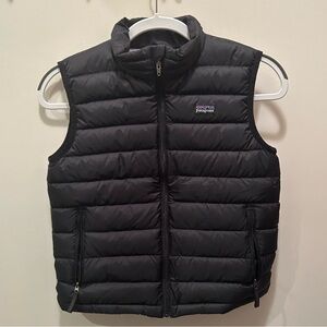 kids black patagonia vest